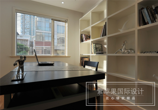 無錫紫蘋果裝飾